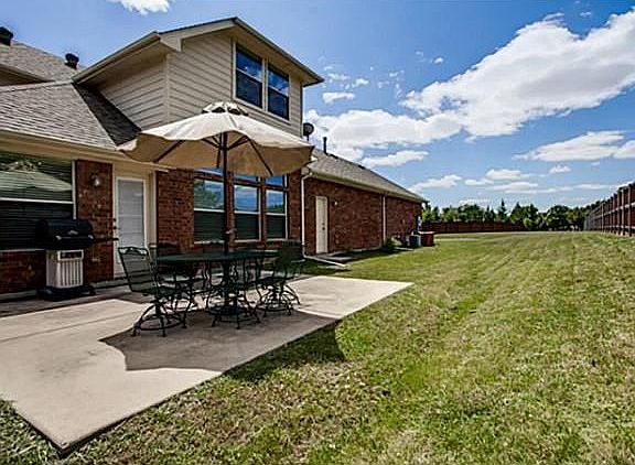 4th image of 631 Dove Cove Ct
