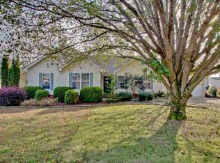 113 Cedar Breeze Ln, New Market, AL 35761