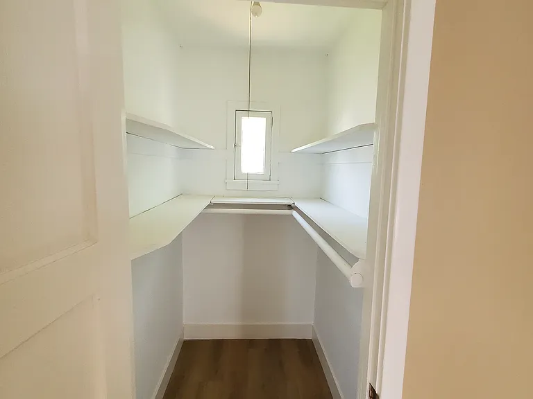 103 S Ardmore Ave — Photo 12