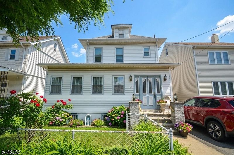 1st image of 82 Christie Ave