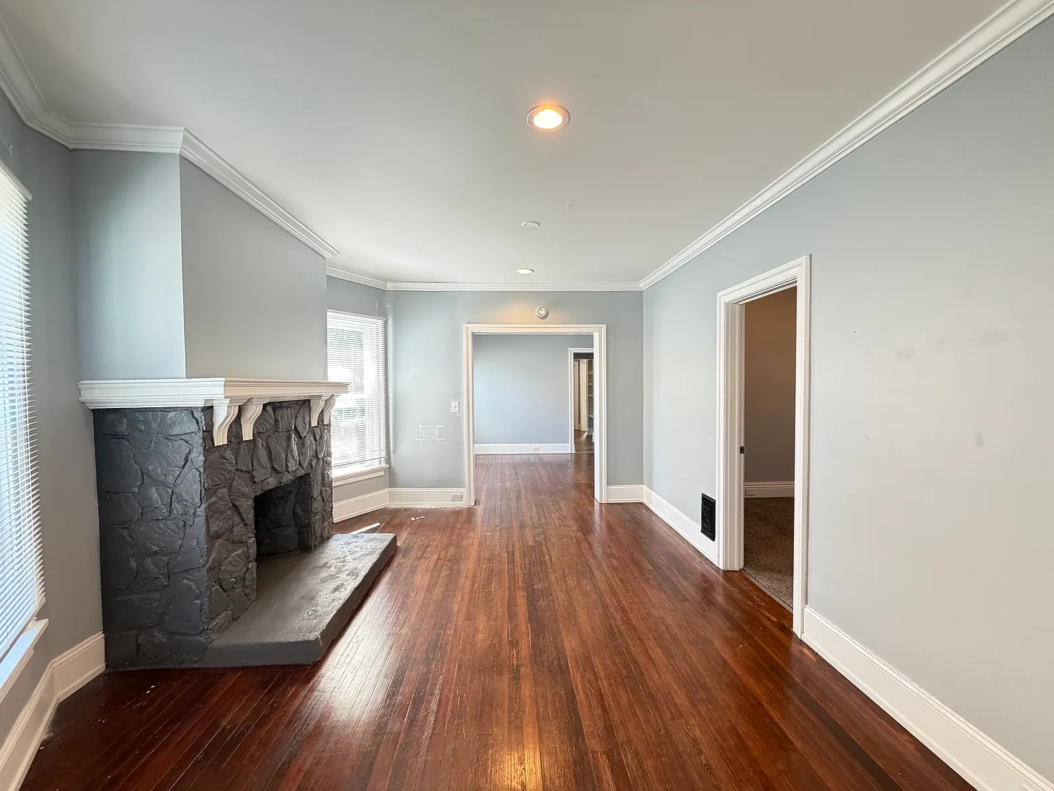 3 bed, $1,575 — Photo 4