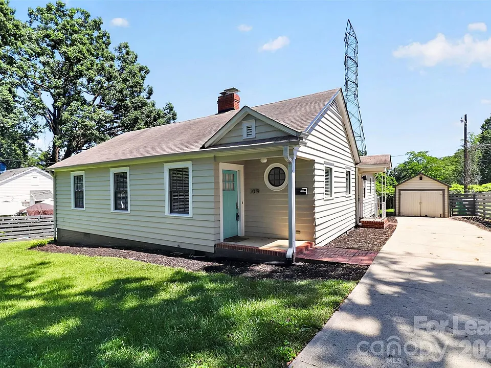 2019 Highland St