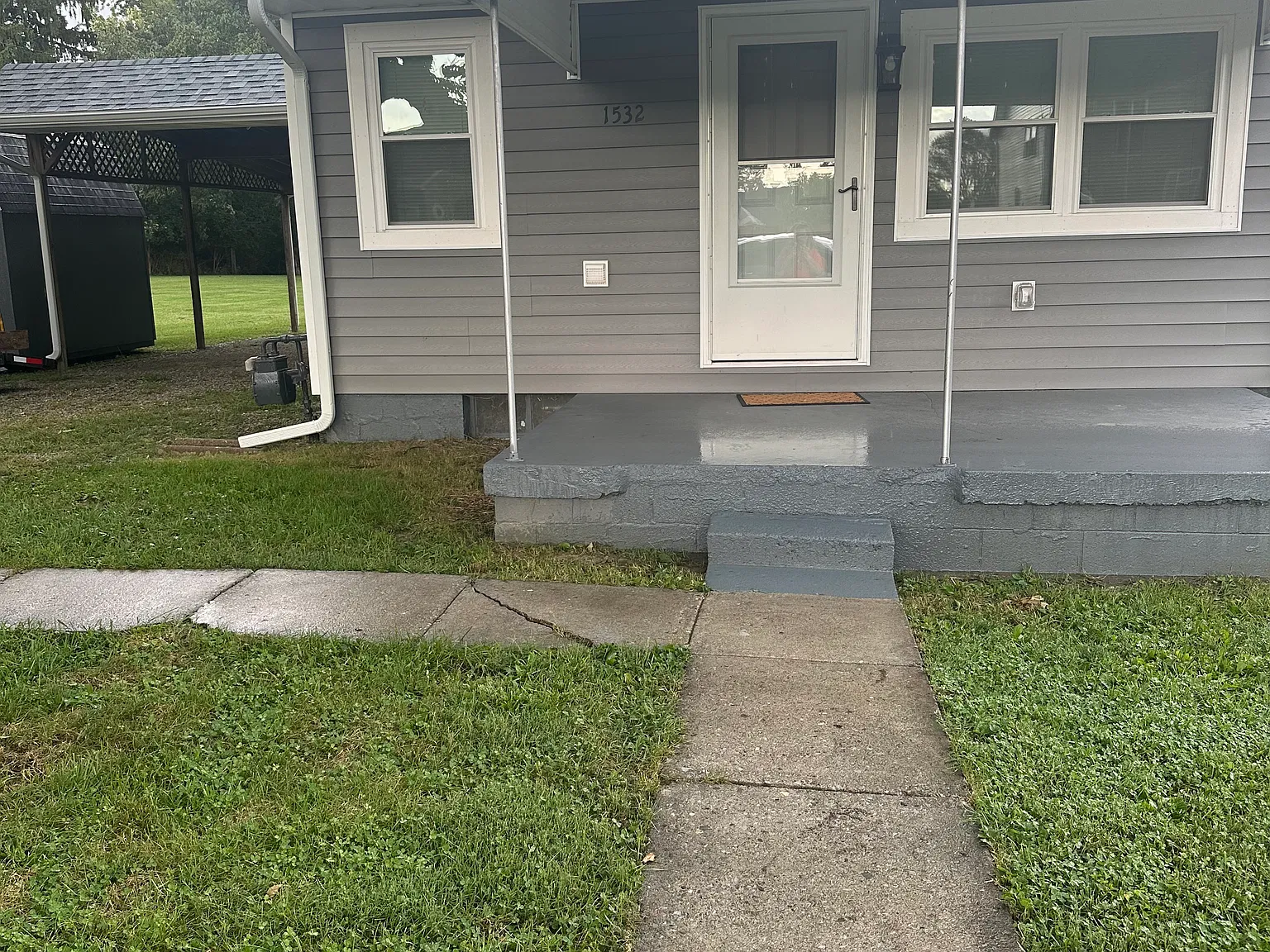 2 bed, 700 sqft, $1,250 — Photo 1
