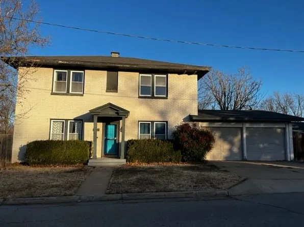 117 S 15th St, Clinton, OK 73601