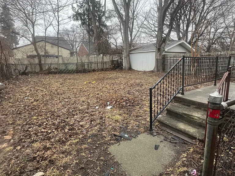 9599 Whitcomb St — Photo 6