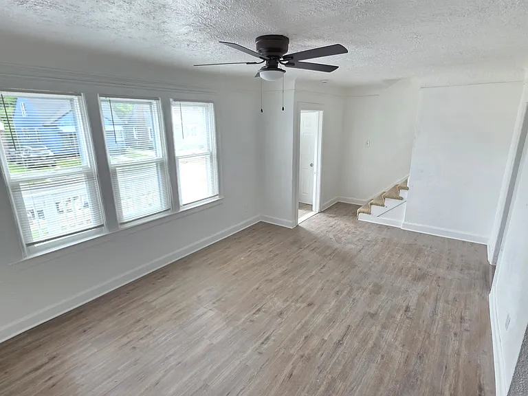 15883 Ardmore St — Photo 20