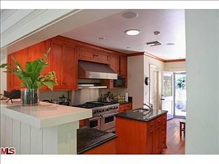 4th image of 2381 Canyon Dr