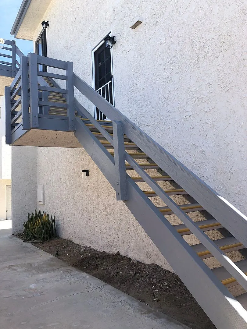 16631 Dolores Lane — Photo 2