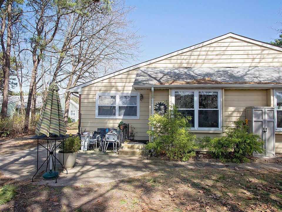 1st image of 6 Salem Drive #C