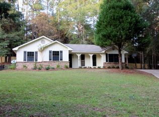 11 Azalea Ct, Fairhope, AL 36532