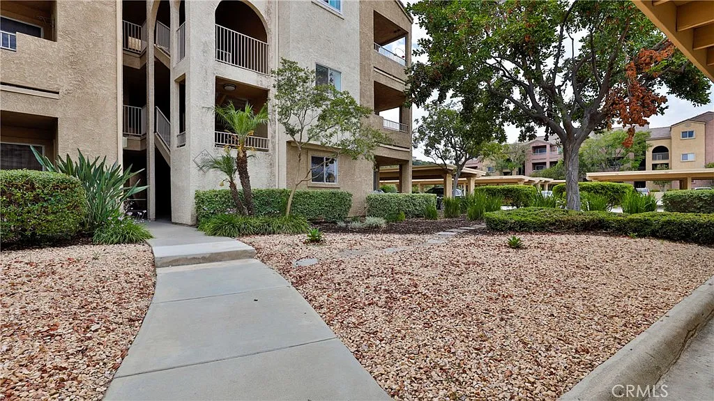 Building Photo - 2320 Del Mar Way #305