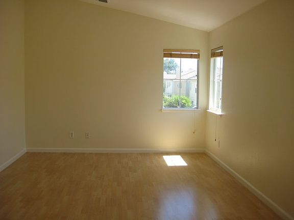5th image of 267 Pala Ave