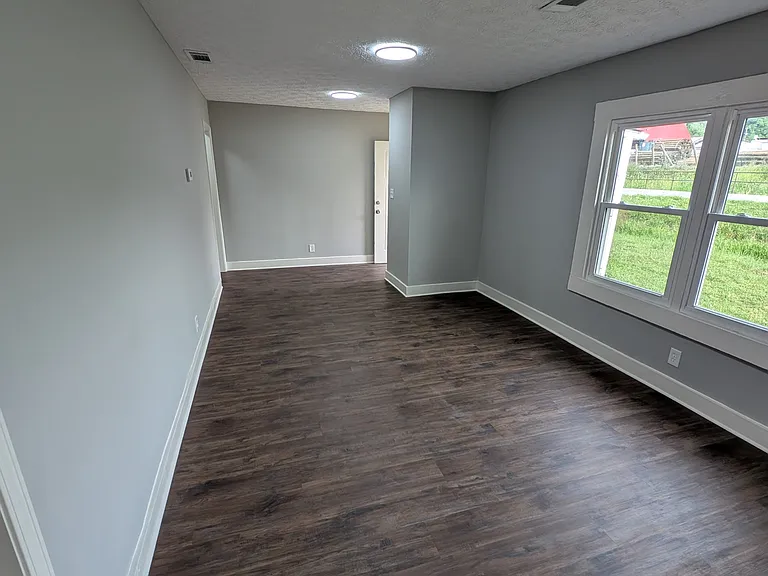 1022 Beck St — Photo 7