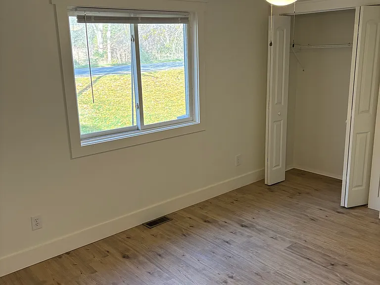 9391 Carpenter Rd — Photo 17