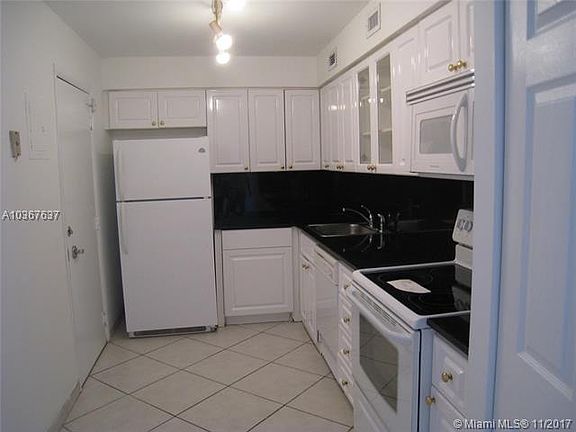 2nd image of 6770 Indian Creek Dr APT 14R