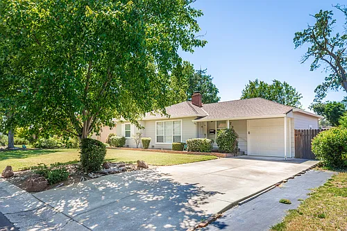 781 El Encino Way Photo 1