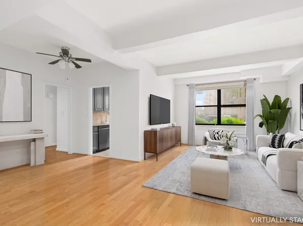 139-15 83rd Avenue image 1 of 8