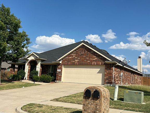 2nd image of 1513 Pool Ln