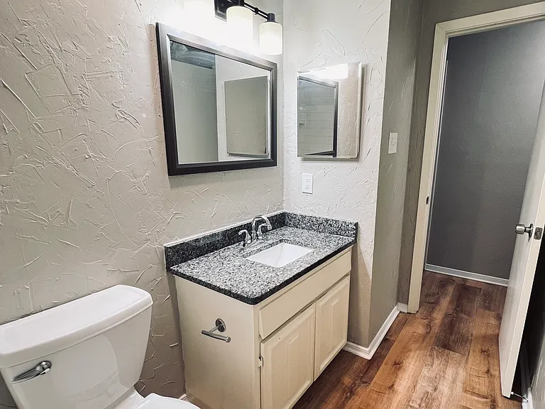 2102 Richwood Dr — Photo 24