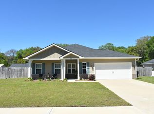 230 Maggie Ln, Allenhurst, GA 31301