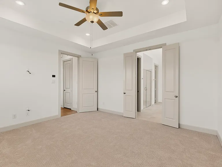 4013 Chastetree Ln — Photo 25