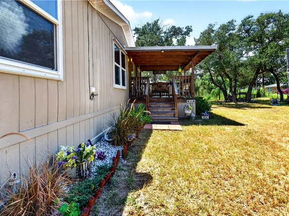 1437 Mallard Dr, Rockport, TX 78382