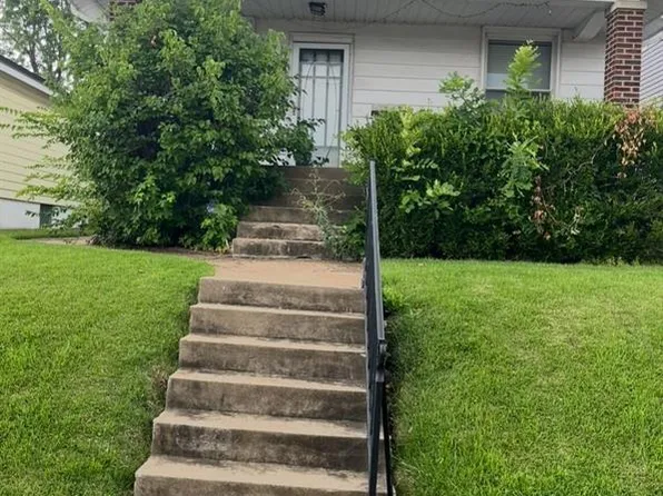 5418 Elizabeth Ave, Saint Louis, MO 63110