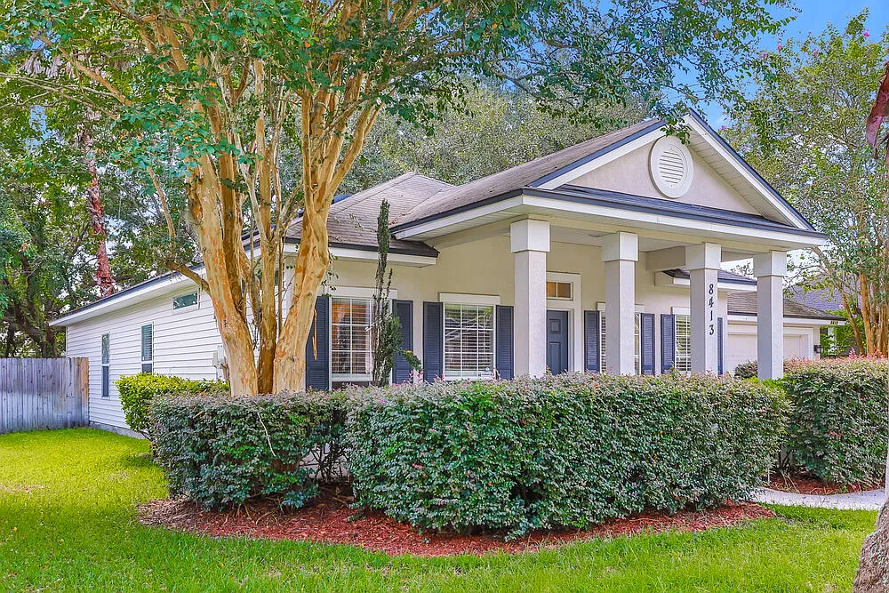 3 bed, 2.0 bath, 1485 sqft, $2,030 — Photo 3