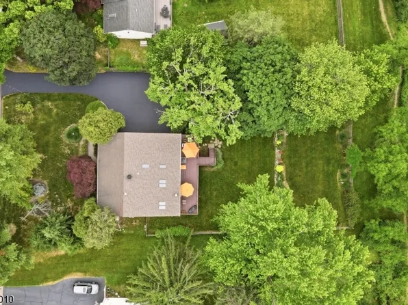 38 W Main St, Mendham Twp., NJ 07945
