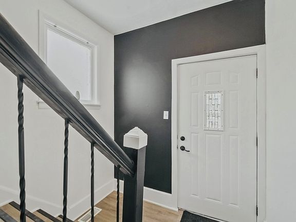 2nd image of 1216 Park Ave