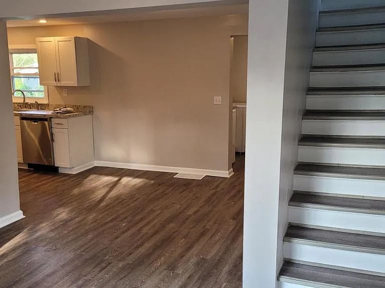 12-14 Tabor St — Photo 11
