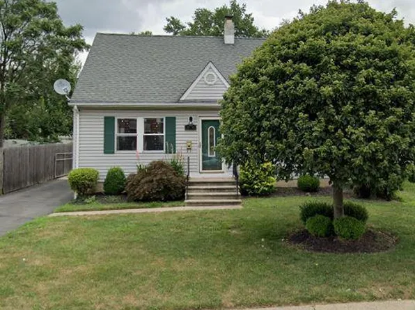 970 S Olden Ave, Hamilton, NJ 08610