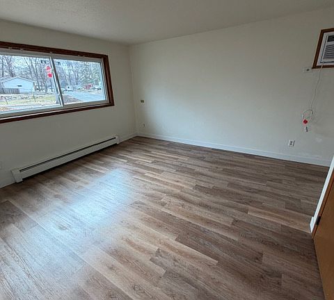 3rd image of 2161 Basswood Ln #B