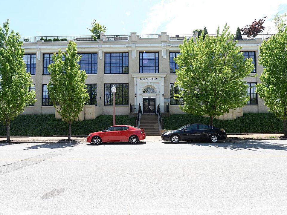 1st image of 4200 Laclede Ave APT 206