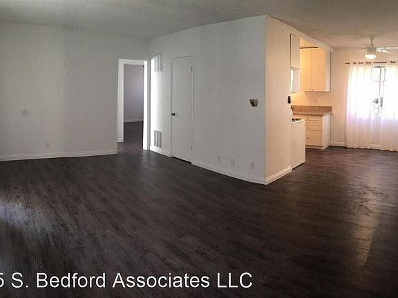 3rd image of 2025 S Bedford St #6958877