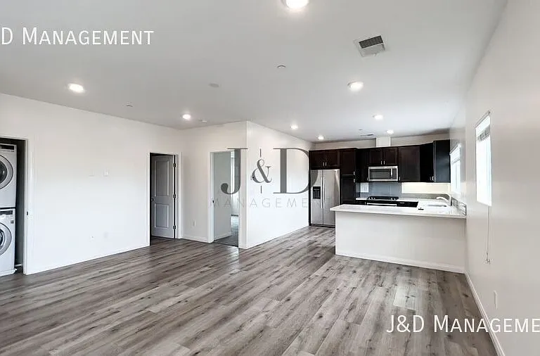 1134-1148 Fresno St — Photo 19
