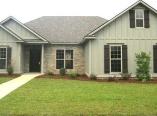 5100 Abbott Cir, Hahira, GA 31632