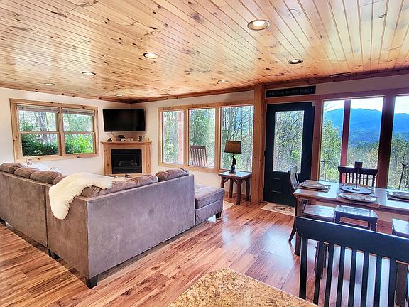 5th image of 3755 Warden Branch Ln