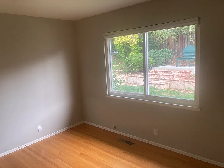 6 Louise Ct — Photo 19