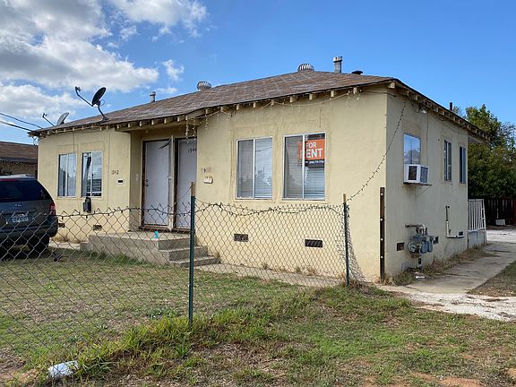 2nd image of 1944 E Lincoln Ave