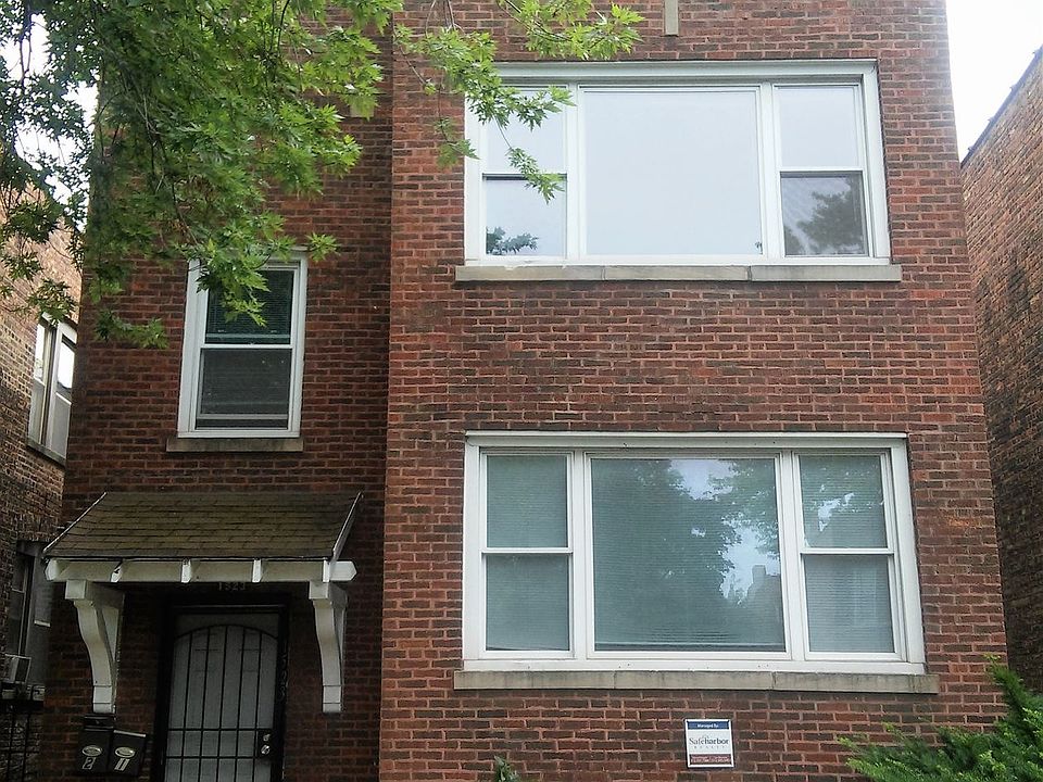 1st image of 1523 E 74th Pl