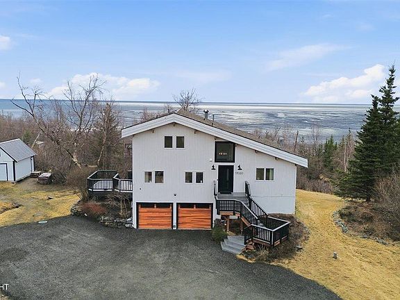 3rd image of 17020 Belarde Ave