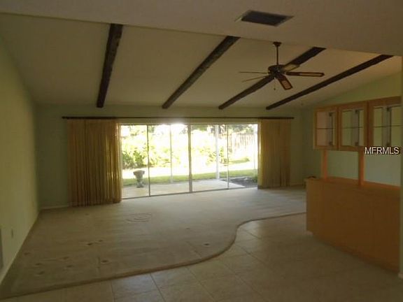 3rd image of 2835 Fair Green Dr