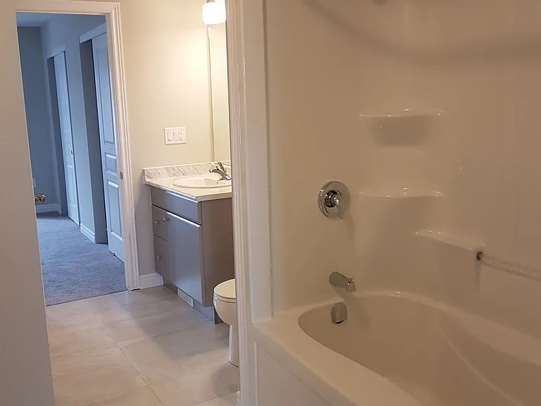 7768 Ascot Cir #3 — Photo 8