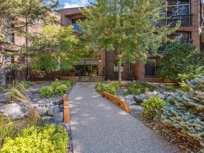 5601 Dewey Hill Rd APT 113, Edina, MN, 55439