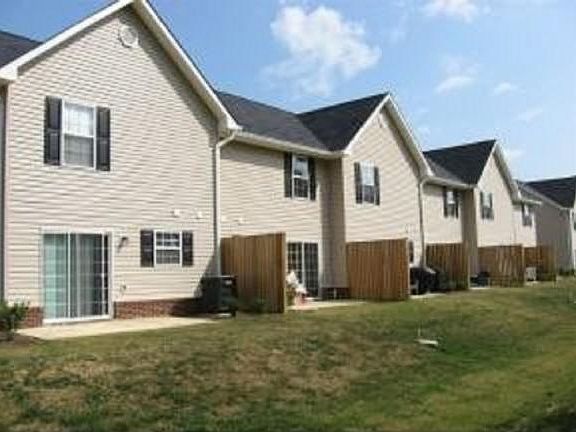 2nd image of 2121 S Greenwood Dr APT 601