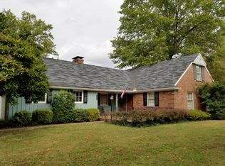 8615 Holston Rd, Bellemeade, KY 40222