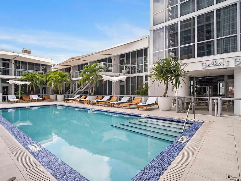 1100 Biscayne Blvd #5802 — Photo 29