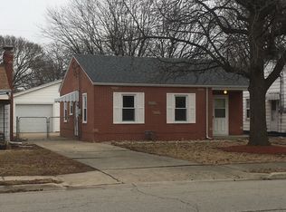 2120 N 19th St, Springfield, IL 62702