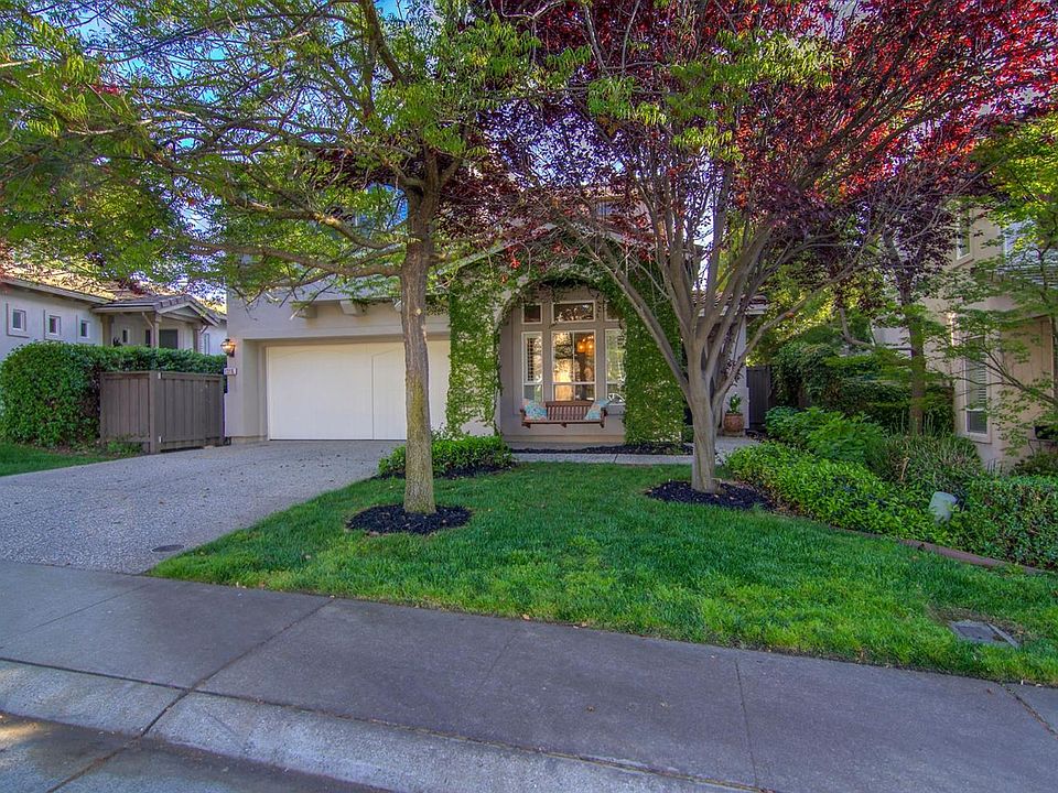 1st image of 1316 Freswick Dr
